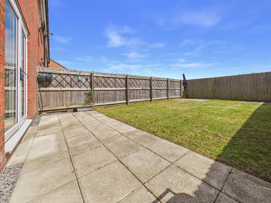 Hutchinson Court, Dinnington photo 4