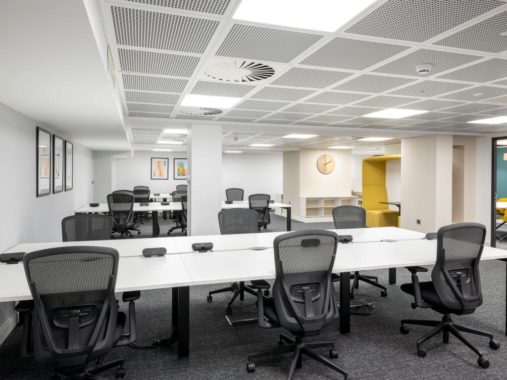 Desks North Facing