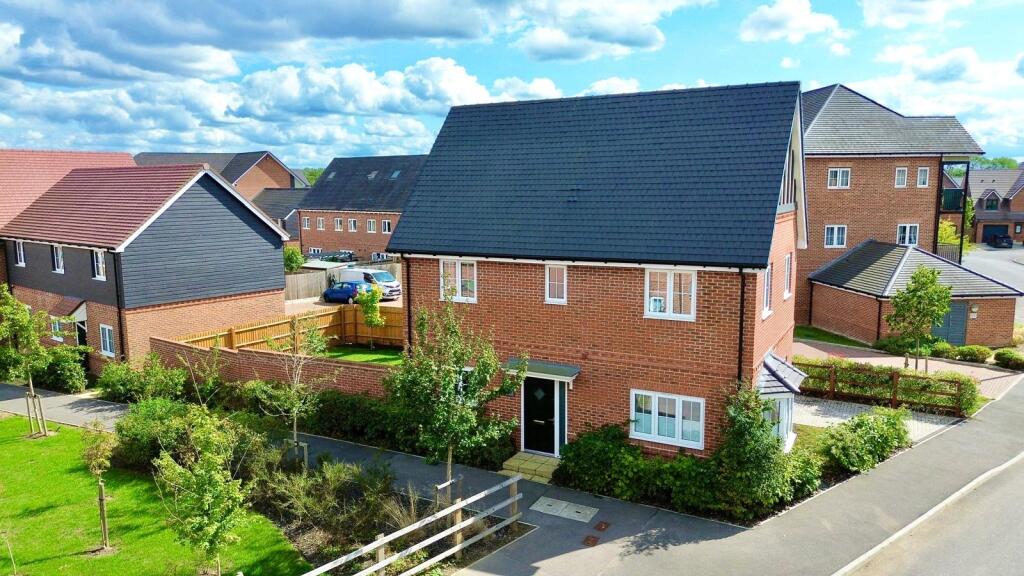 Main image of property: Dairy Road, Finchwood Park, Wokingham, Berkshire, RG40