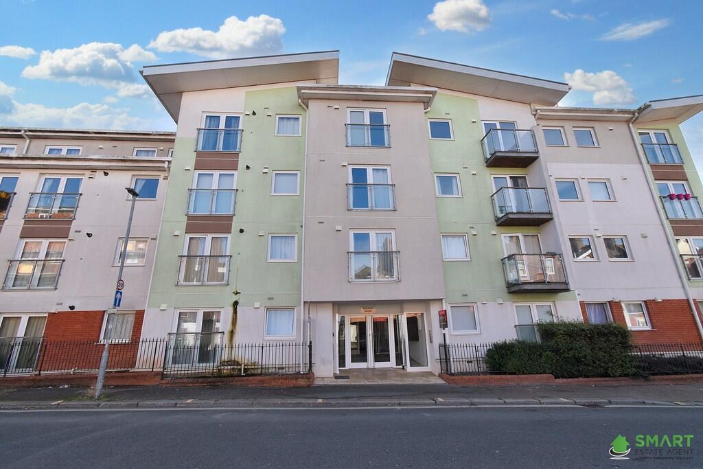 1-bed flat on Red Lion Lane, Exeter, £135,000