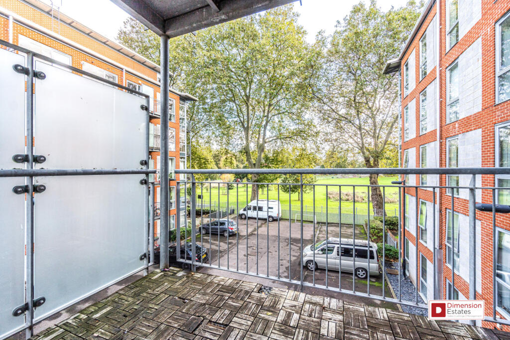 Apartment in London - View 5