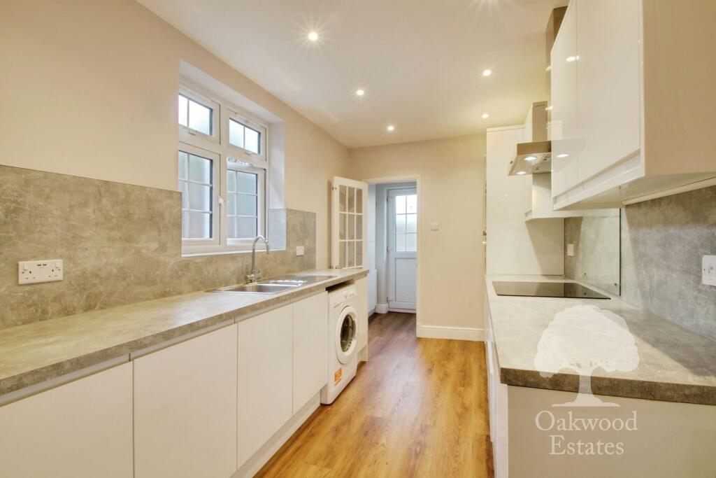 House in Slough - View 4