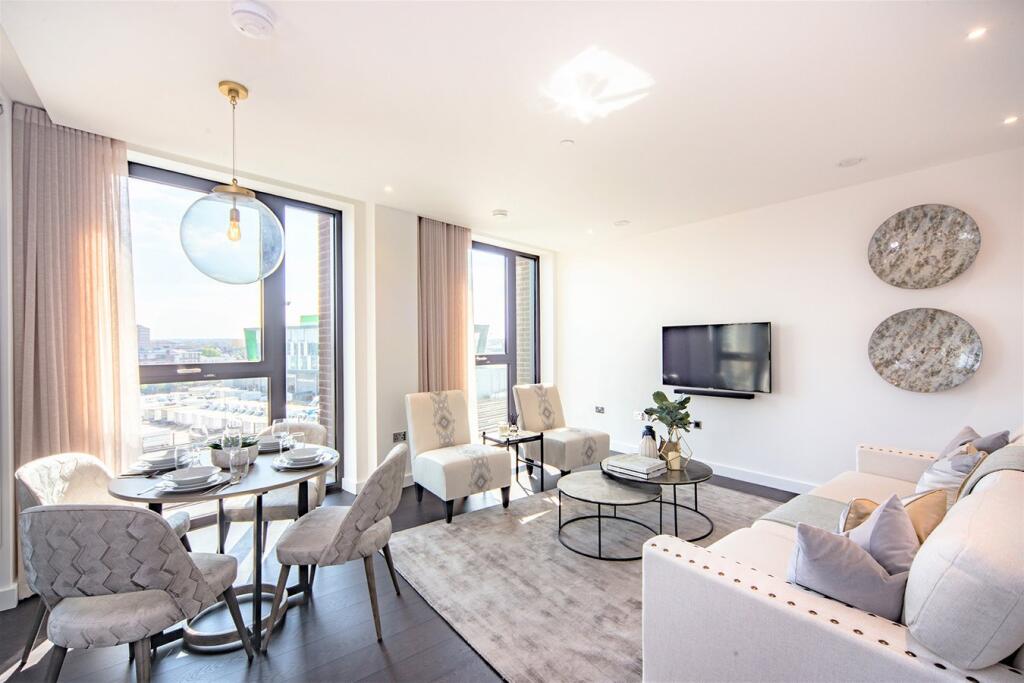 Main image of property: Charles Clowes Walk, Battersea, London, SW11