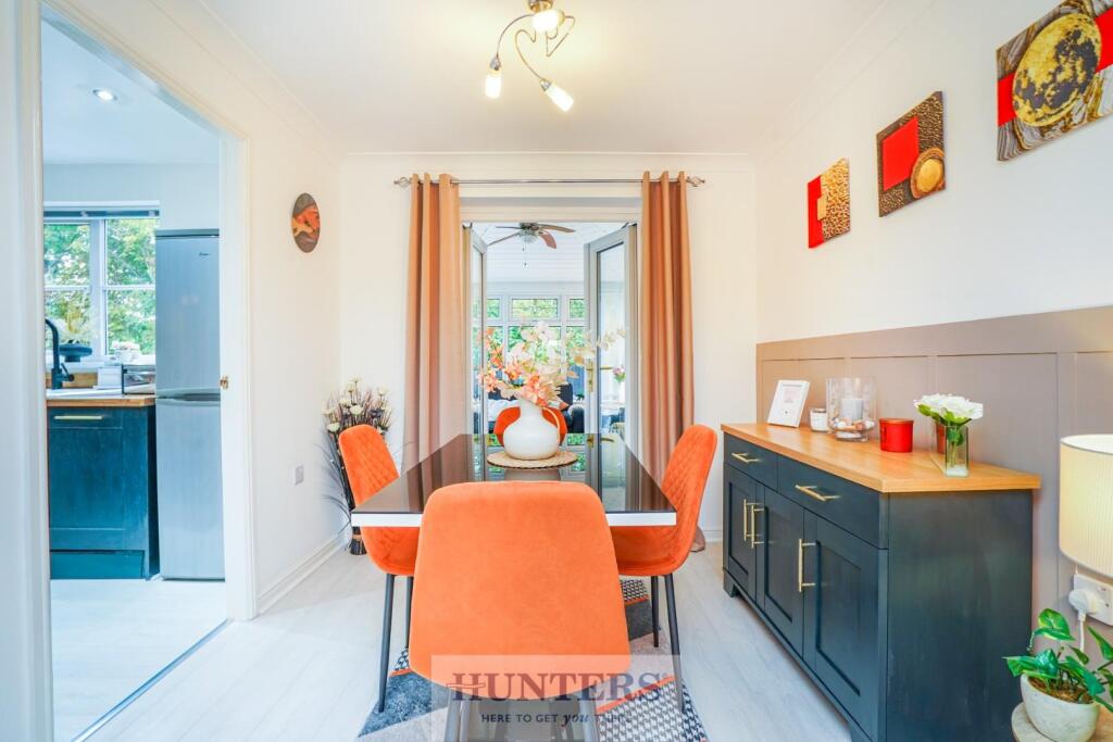 House in Wakefield, Glasshoughton - View 4