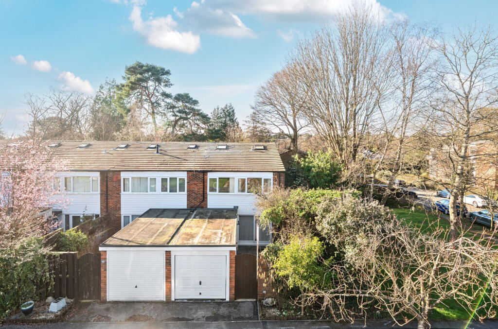 Main image of property: Lingwood Close, Bassett, Southampton, Hampshire, SO16