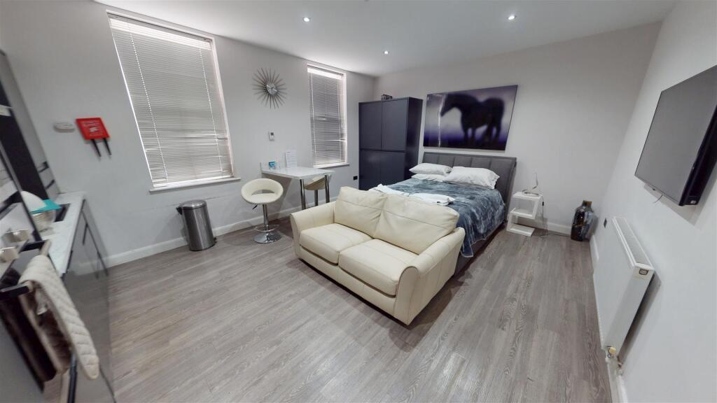 Main image of property: Coronation Walk, Southport, PR8 1RE