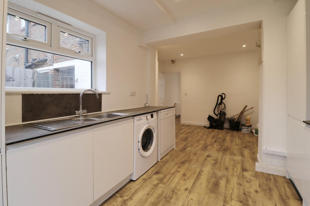 Leesons Hill, Orpington - View 3