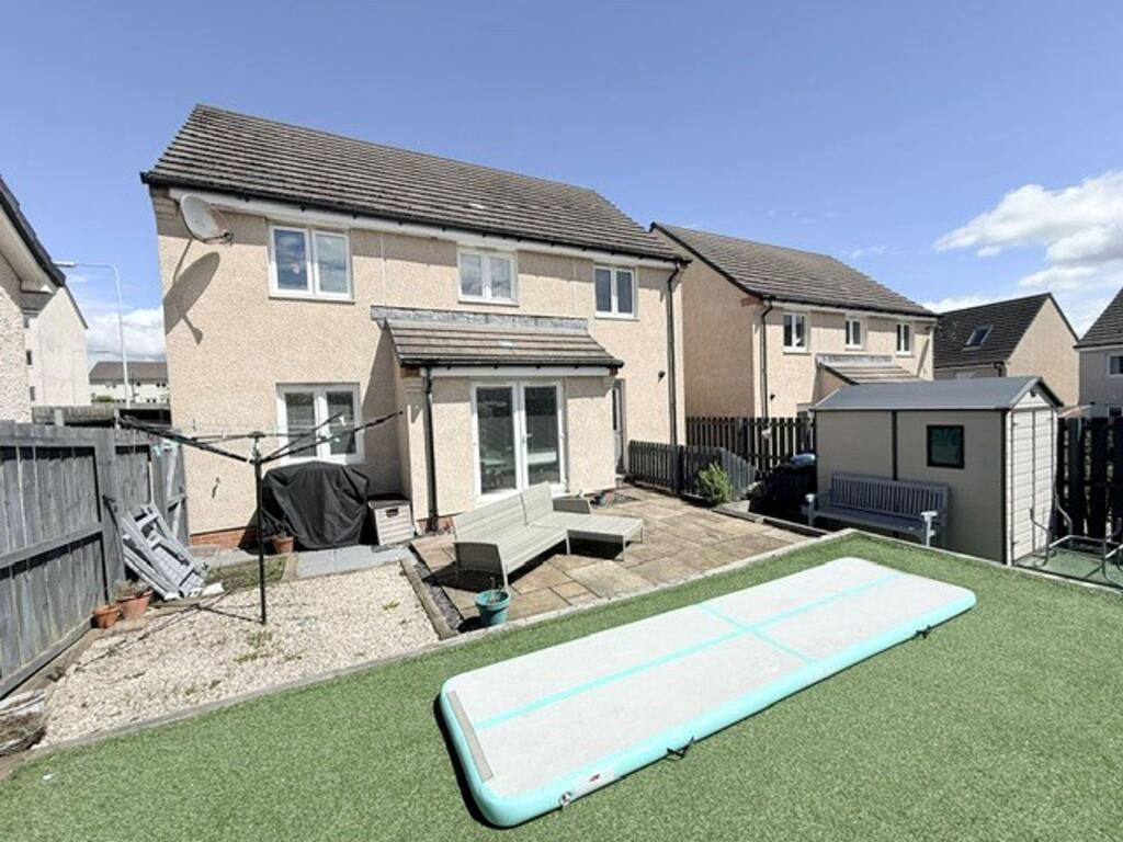 House in Dunfermline, Masterton - View 2