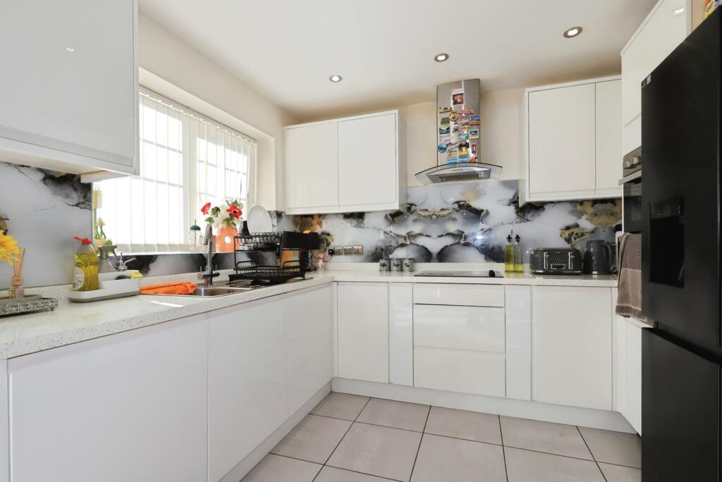 House in Wolverhampton, West Midlands - View 2
