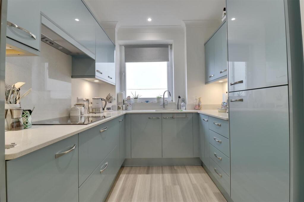 Apartment in Portsmouth, Old Portsmouth - View 5