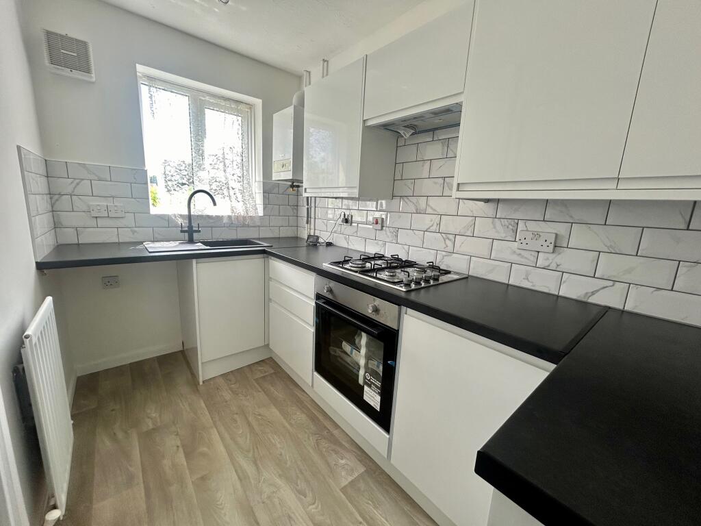 House in Plymouth - View 4