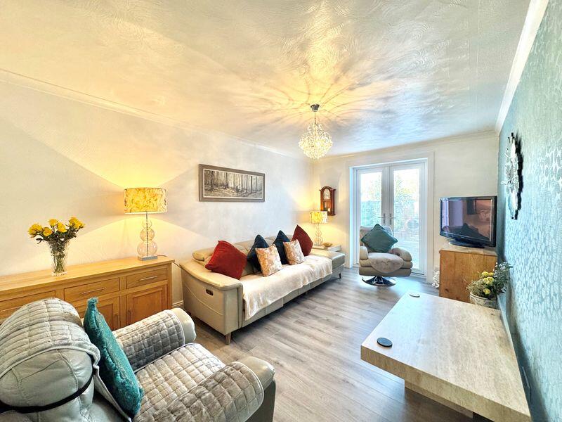 15, Coral Hill, Maybole photo 2