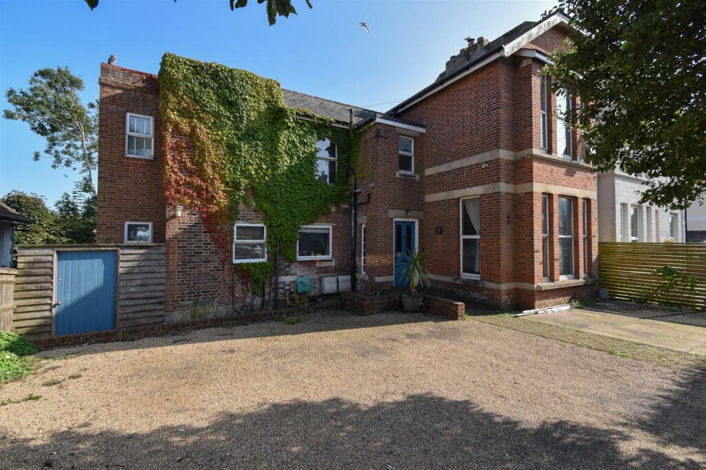 Main image of property: Clive Avenue, Hastings