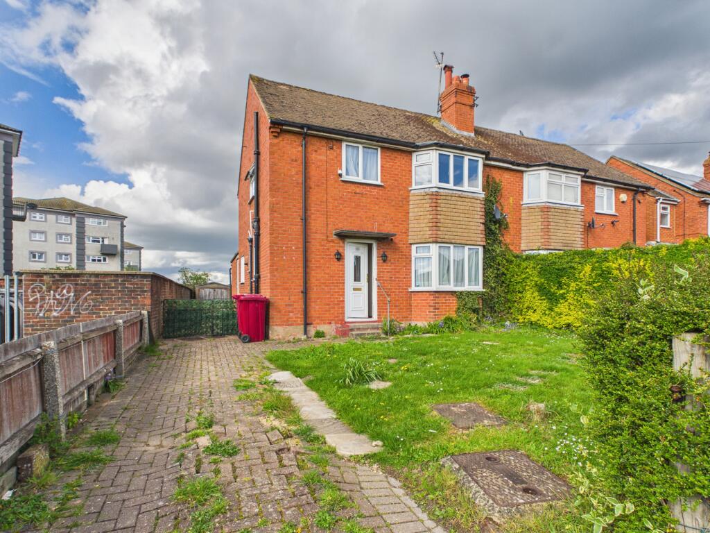 Main image of property: Hartland Road, Reading, Reading, RG2