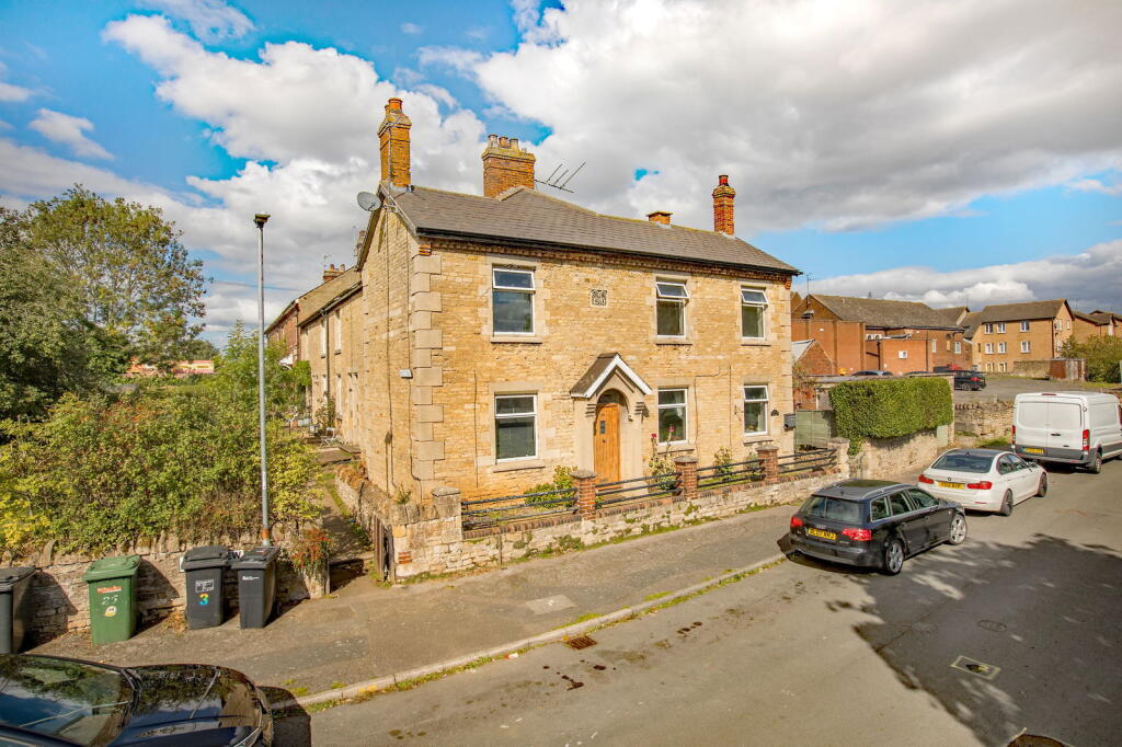 Main image of property: Tunwell lane, Corby, Northamptonshire, NN17 1AR