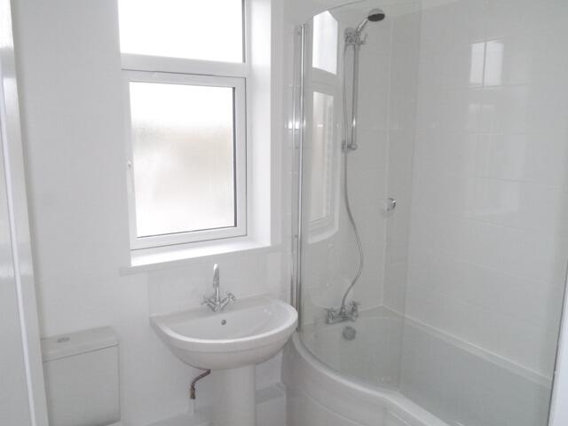 Main image of property: Ilford, IG4