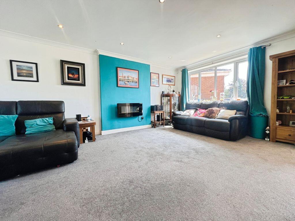 House in Bolton, Greater Manchester - View 2