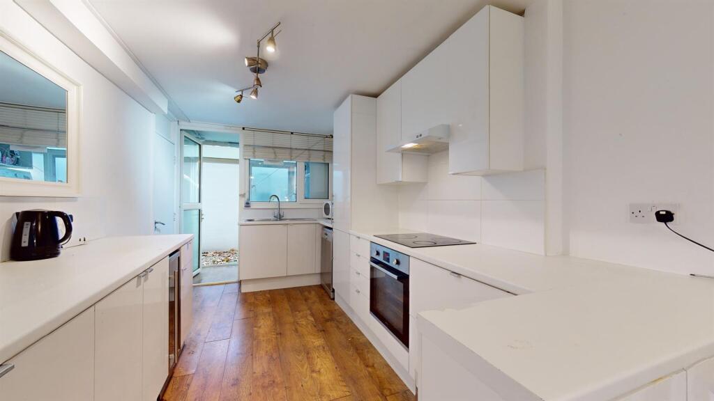 Apartment in London - View 4
