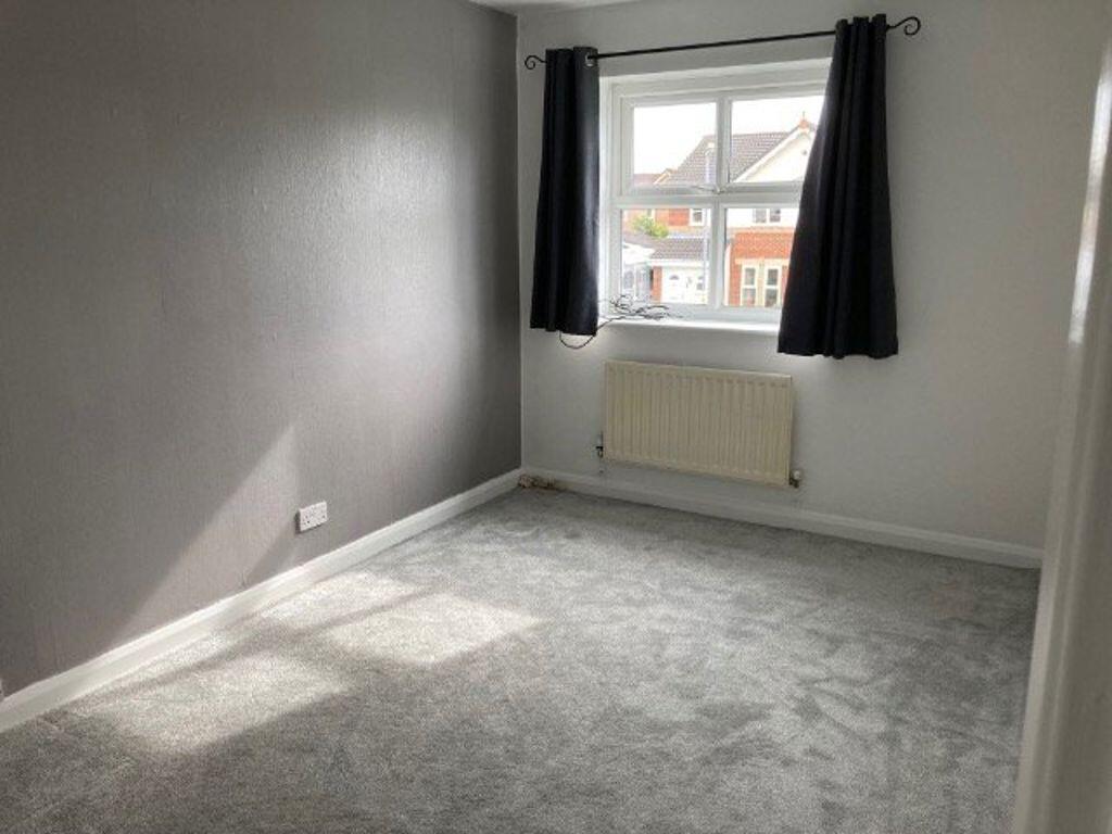 House in Oldham - View 5