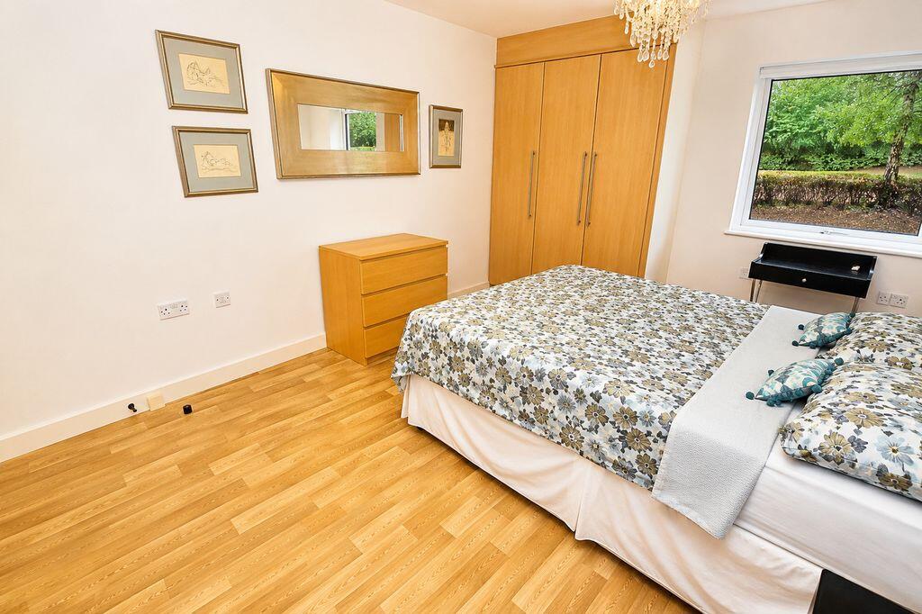 Apartment in Maidstone, Kent - View 5