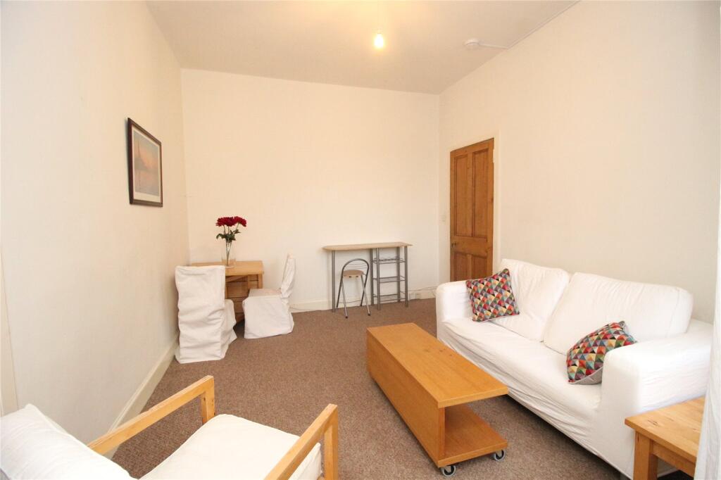 Apartment in Edinburgh - View 3