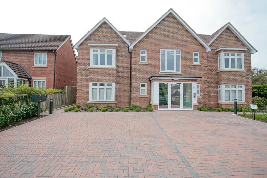 Main image of property: Arnolds Way, Oxford