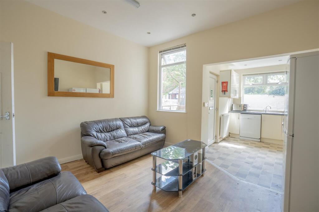 House in Sheffield, Moorfoot, Highfield - View 3