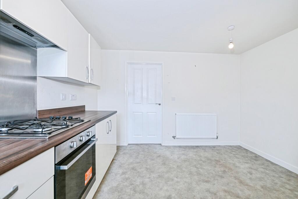 House in Nottingham - View 5