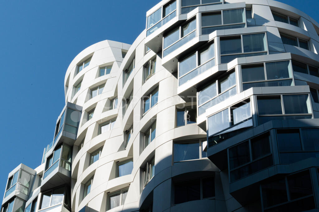 Apartment in London - View 2
