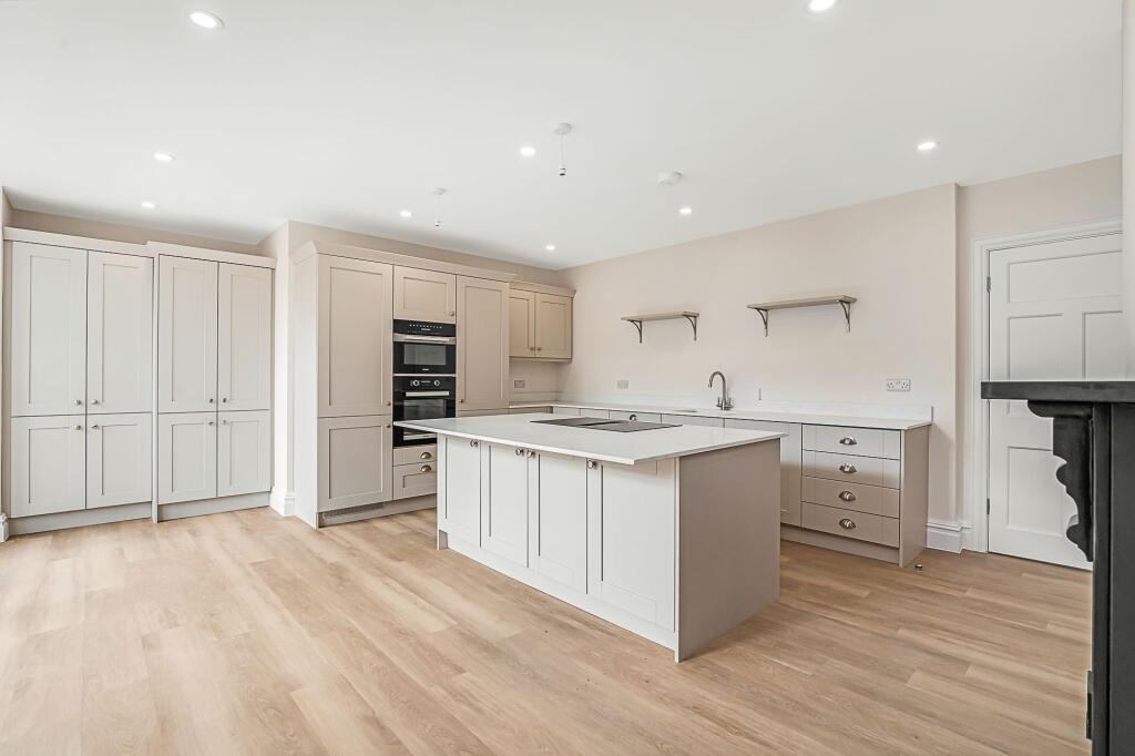 Kilwardby Street, Ashby-De-La-Zouch, LE65 photo 3