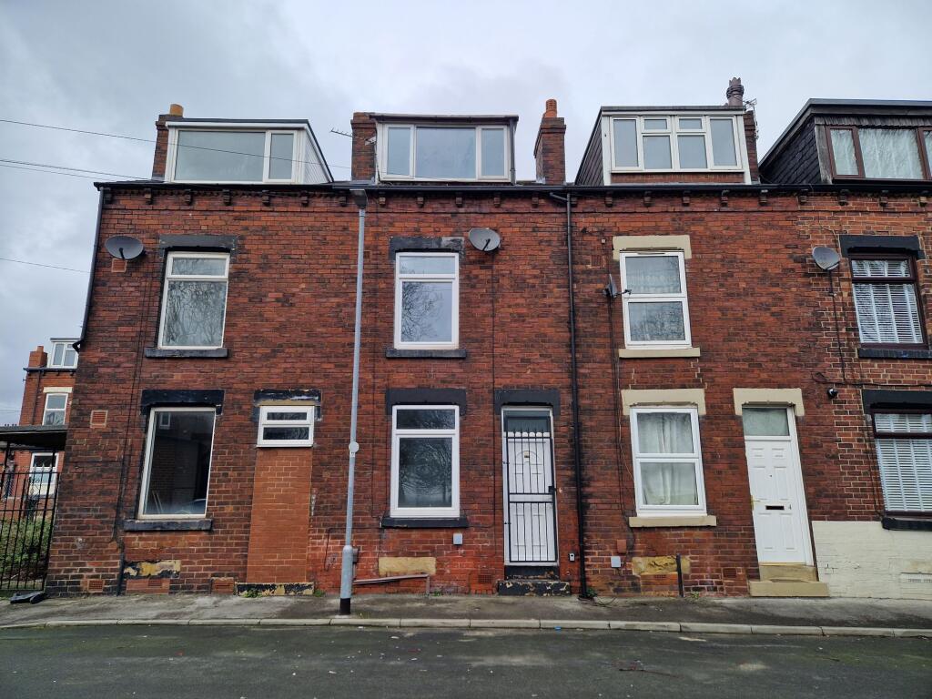 Main image of property: Kirkwall Avenue, Leeds, LS9