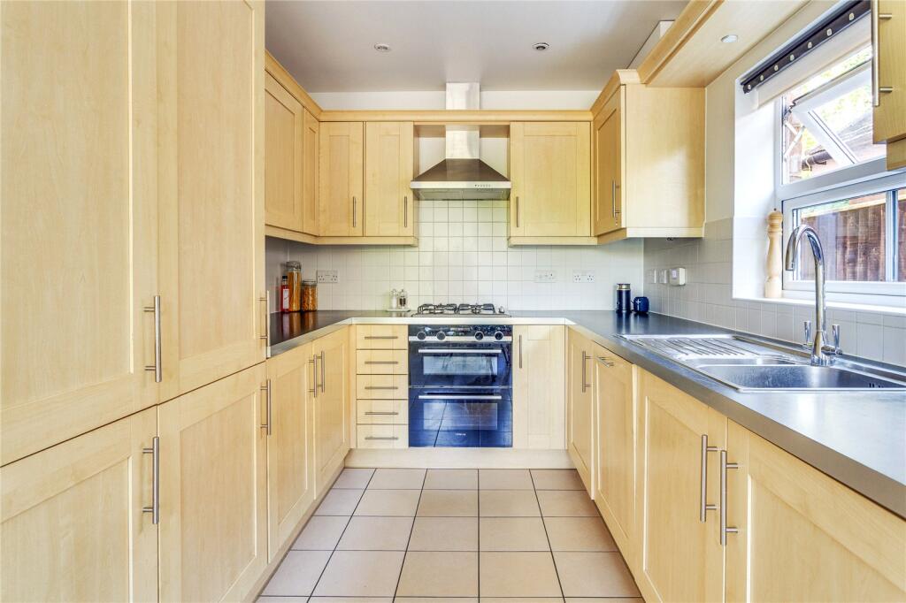 House in Reading - More