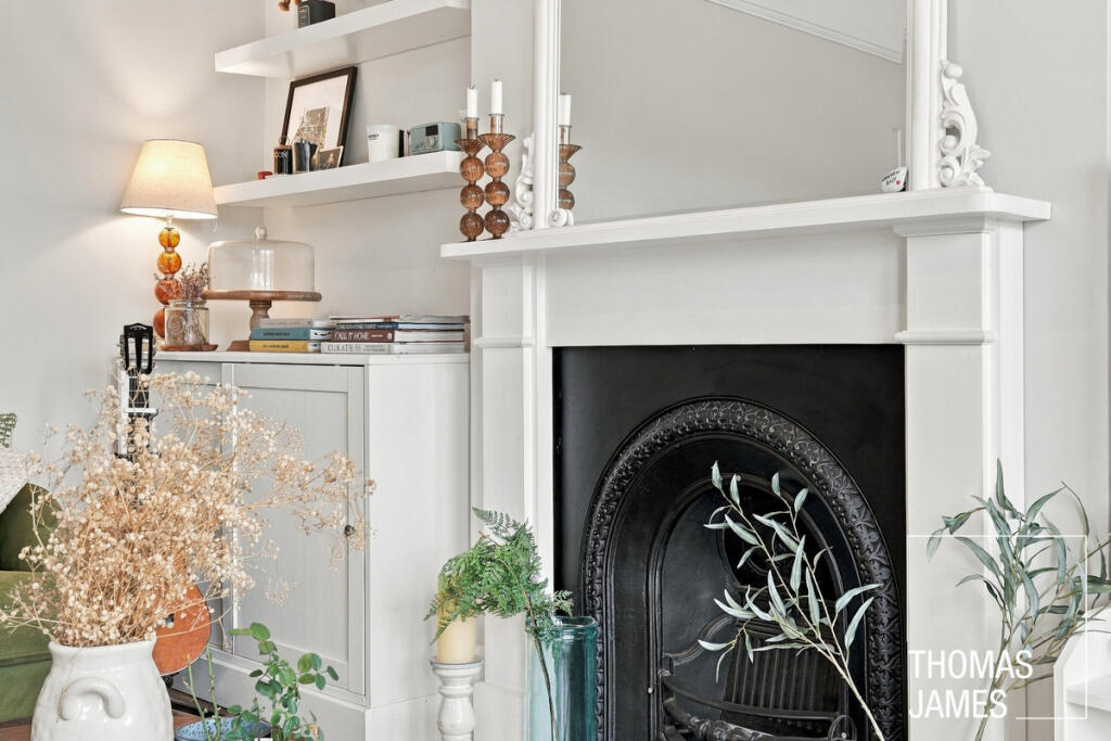 Apartment in London, Winchmore Hill, Palmers Green - More
