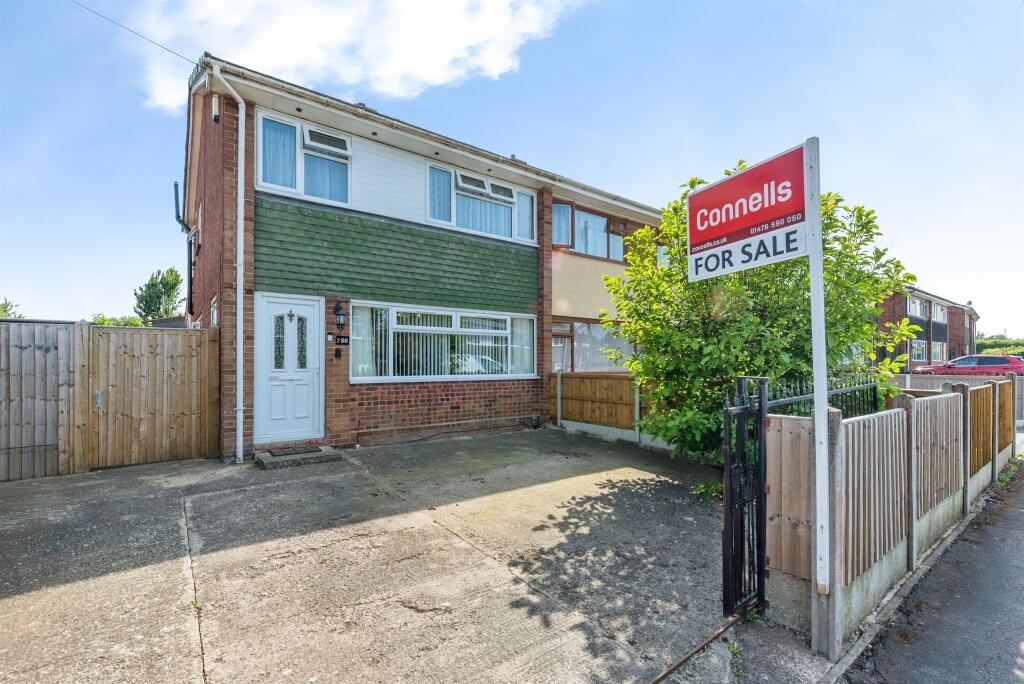 Main image of property: East Avenue, Grantham