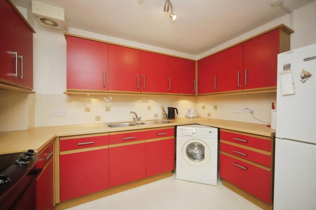 Apartment in Taunton - View 5