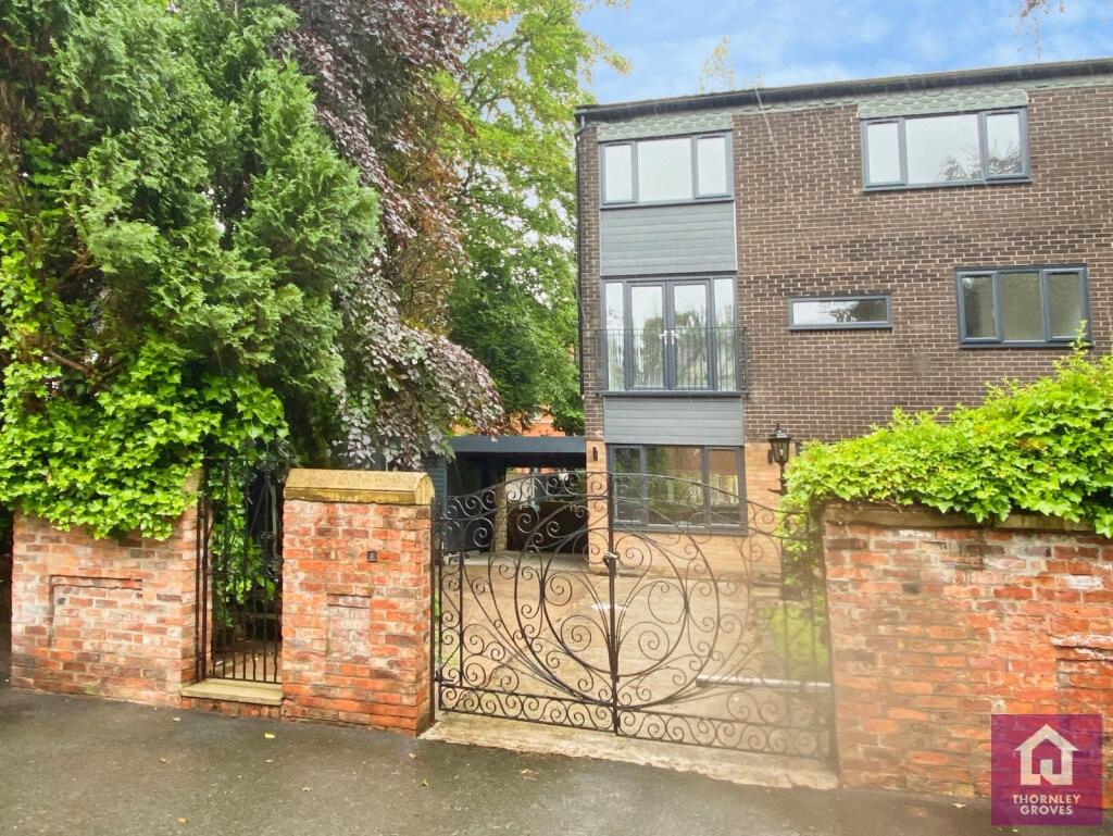 Main image of property: Mayfair Park, Didsbury, Manchester, M20