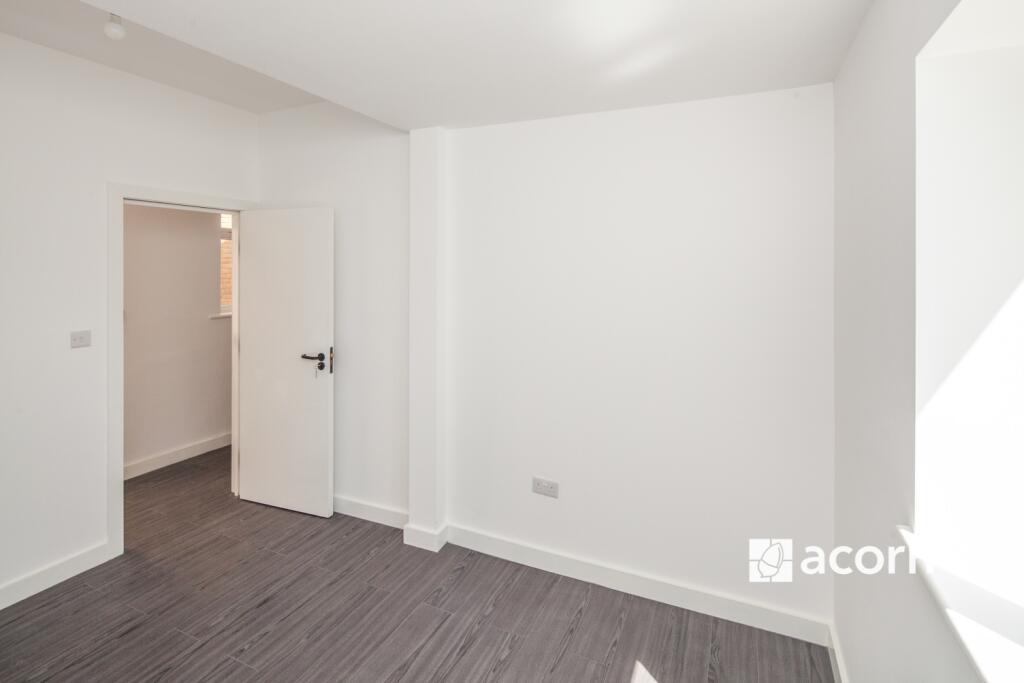 Apartment in London - View 3