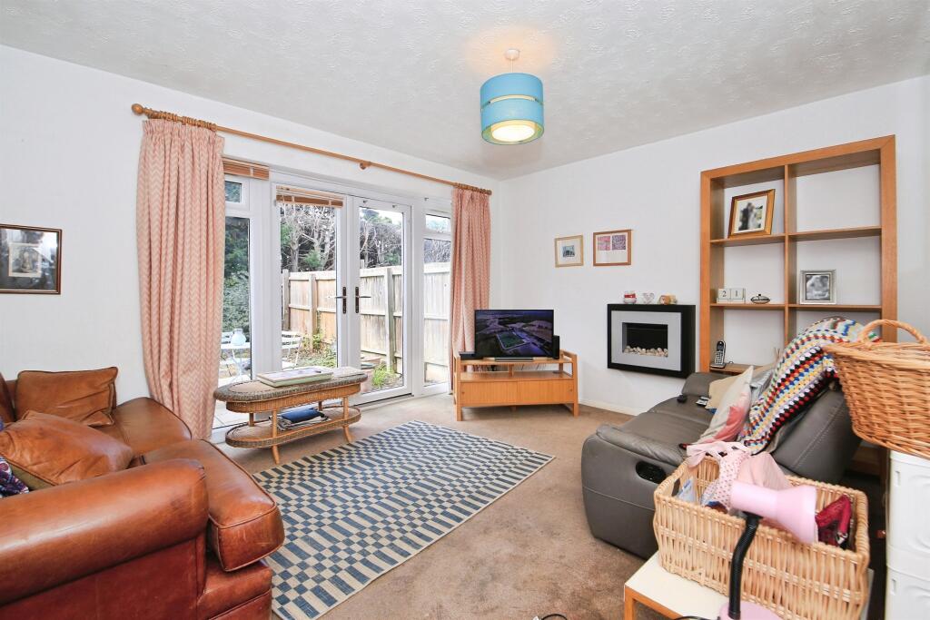 House in Huntingdonshire, Yaxley - View 2