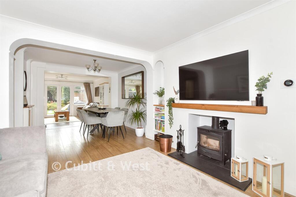 House in Redhill - View 4