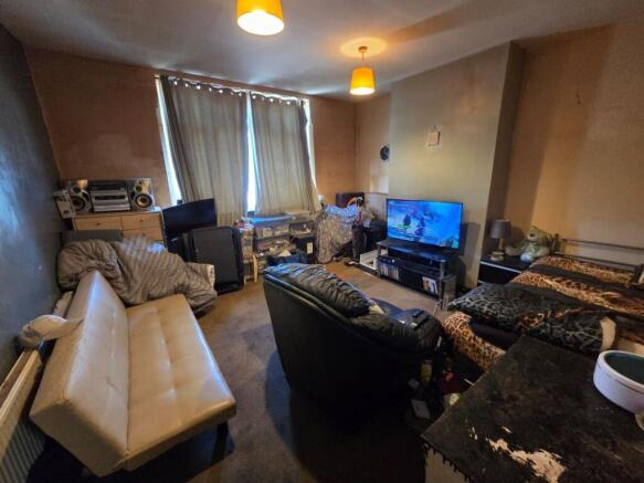 Flat 1