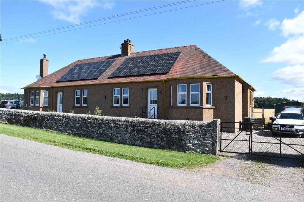 Main image of property: 2 East Camno Farm Cottages, Meigle, Blairgowrie, PH12