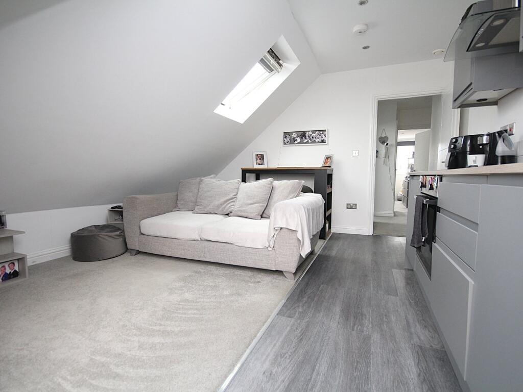 Apartment in Bournemouth - View 4