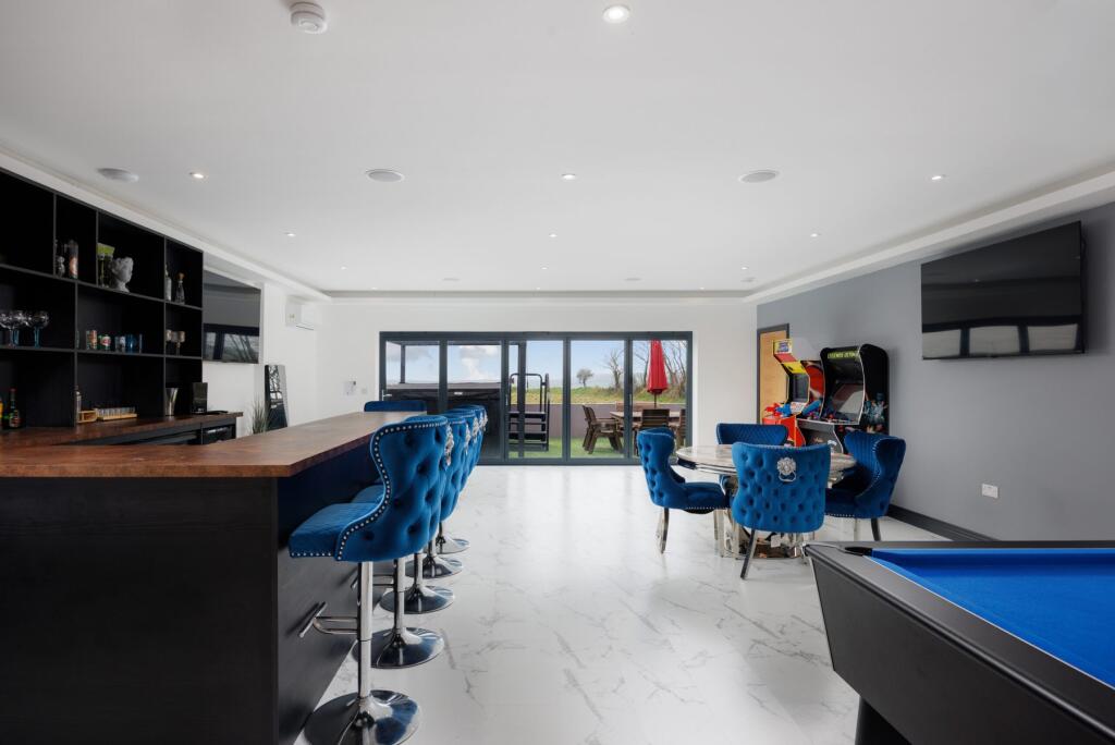 House in Truro - View 5