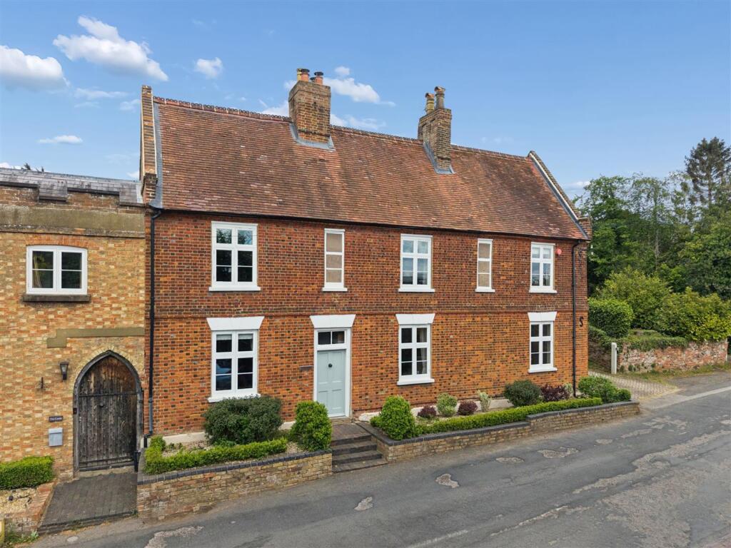 Main image of property: Lower Way, Great Brickhill, Buckinghamshire