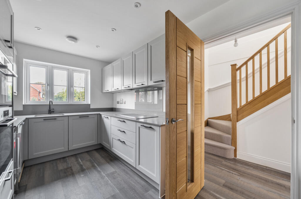House in Brighton - View 5