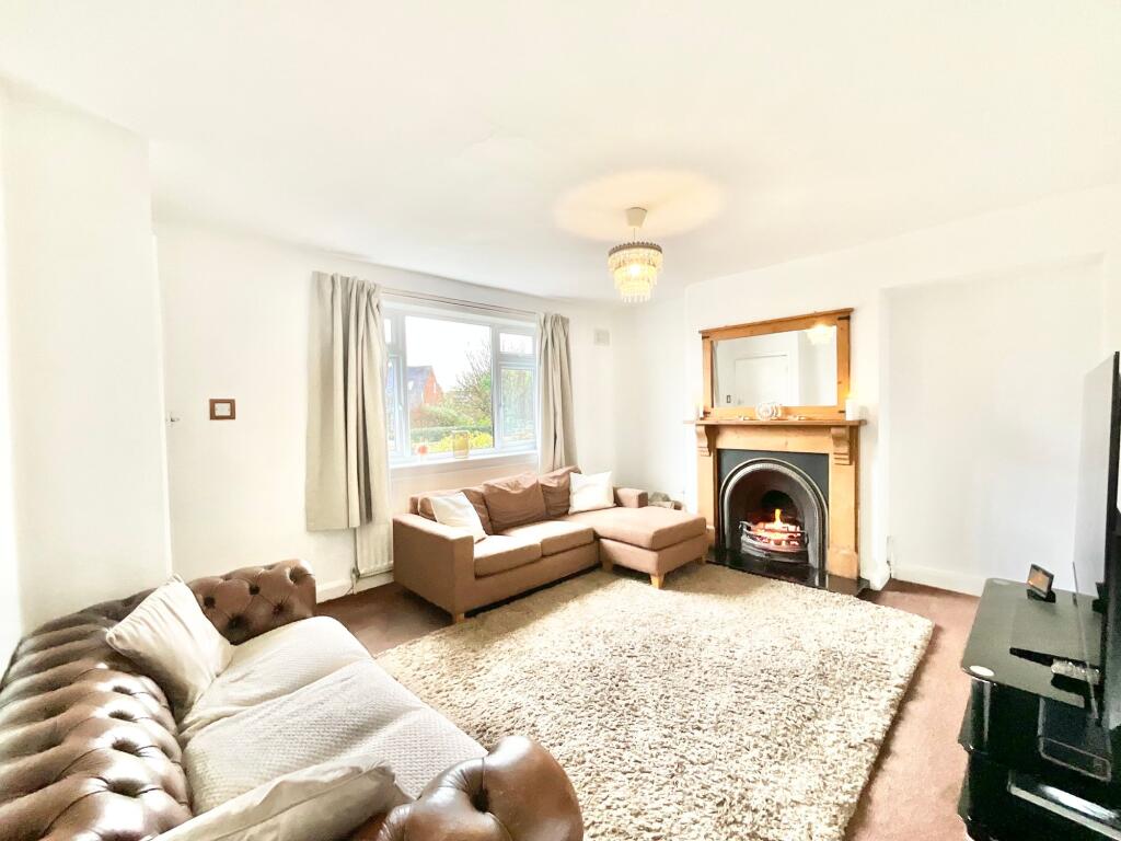 House in Staffordshire Moorlands, Alton - More