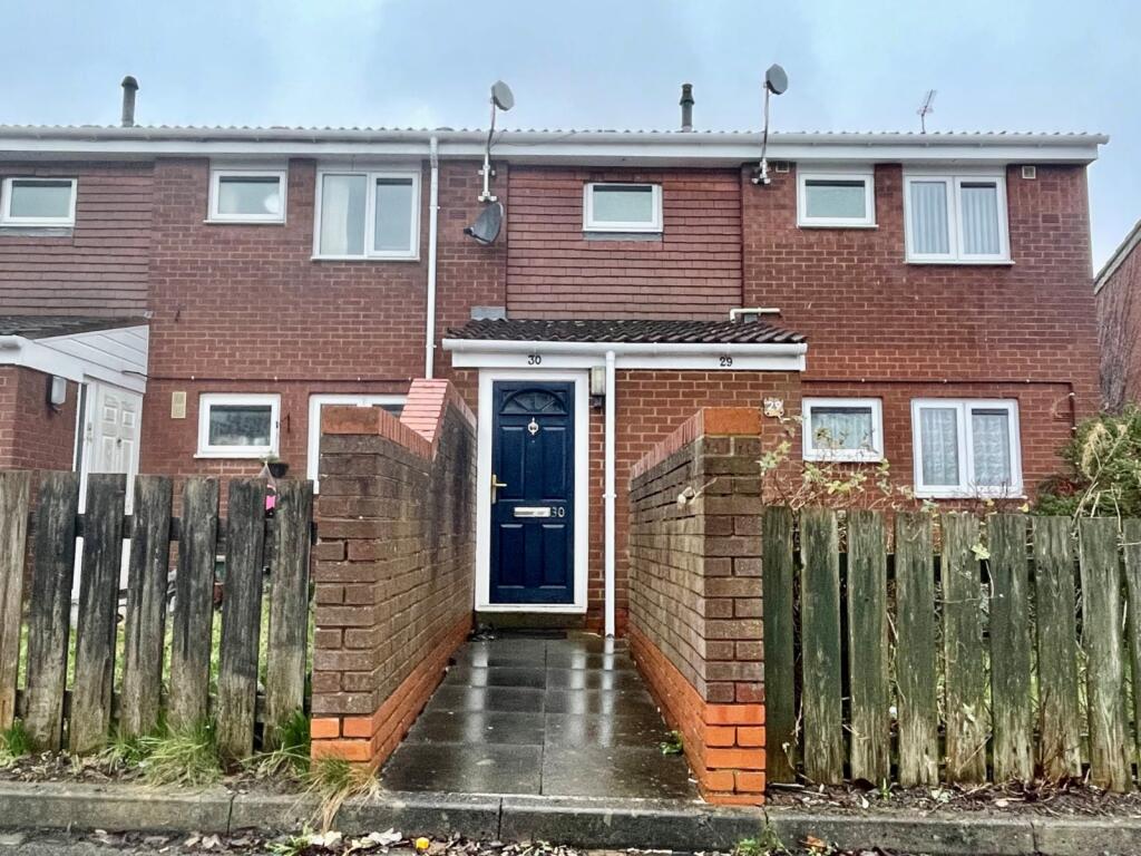 Main image of property: Forge Close, Pendeford, Wolverhampton, West Midlands, WV8