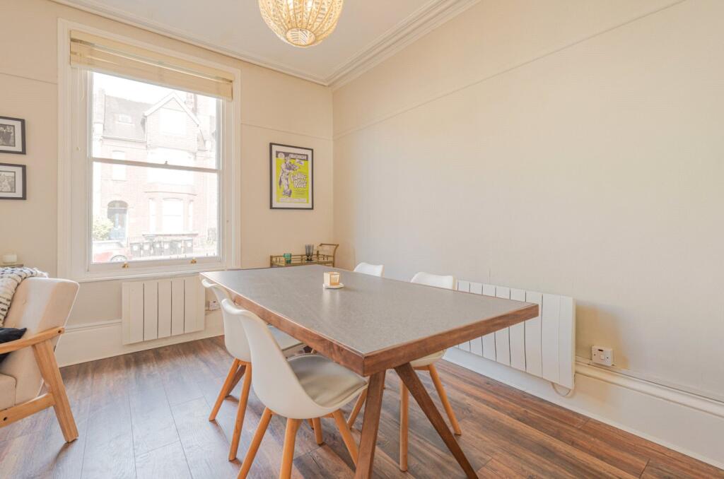 Apartment in Warwick, Royal Leamington Spa - View 5