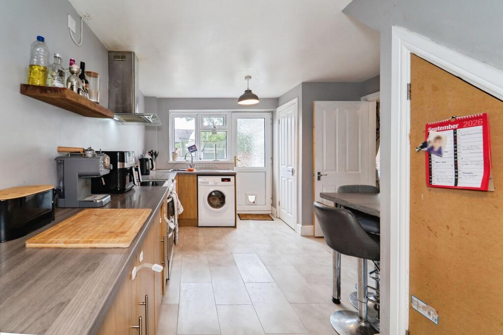House in Swansea, Merlin's Bridge - View 5