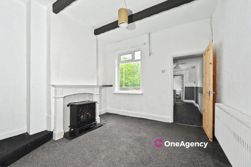 House in Stoke-on-Trent - View 4